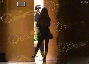 男模吃瓜事件视频